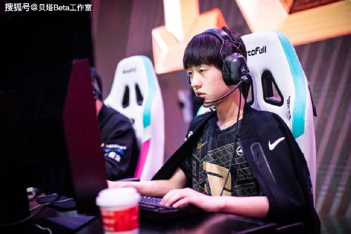 Karsa迎来七赛季高光表现,DWG球迷沸腾!的简单介绍 Karsa迎来七赛季高光表现,DWG球迷沸腾!的简单介绍