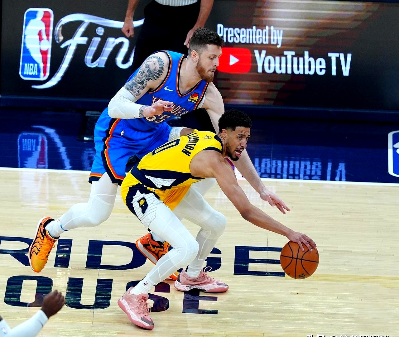 关于冲刺阶段体能课后,尼斯调整名单备战NBA季后赛,悬念犹存,身体对抗强度拉满的信息 关于冲刺阶段体能课后,尼斯调整名单备战NBA季后赛,悬念犹存,身体对抗强度拉满的信息